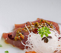 Сашими из желтохвостого тунца