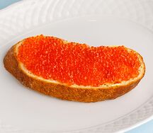 Бутерброд с красной икрой