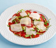 Карпаччо из говядины с трюфельным айоли