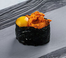 Суши из морского ежа