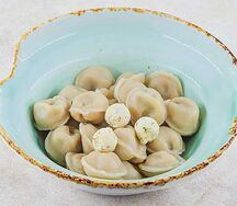Пельмени мясные отварные