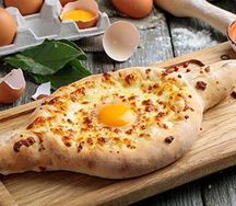 Хачапури по-аджарски