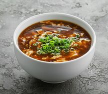 Суп традиционный кисло-острый с курицей