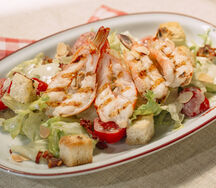 Салат Цезарь с креветками
