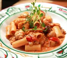 Ригатони с сальсиччей