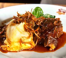 Говяжьи щечки с пюре