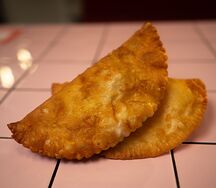 Чебурек с сыром