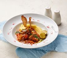 Говядина тушеная с овощами