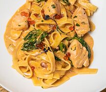 Тальятелле с лососем