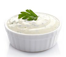 Сметанный соус с чесноком