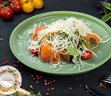 Цезарь со с/с лососем