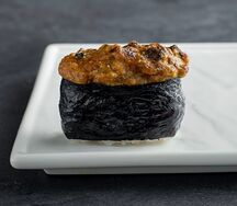 Гункан с мидиями