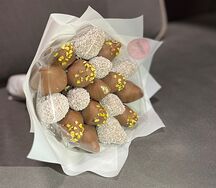 Букет из клубники в шоколаде Сказка