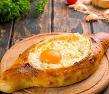 Хачапури по-аджарски