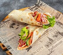 Ротоло с салями и беконом