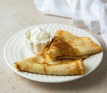 Блинчики со сметаной