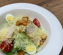 Цезарь с курицей