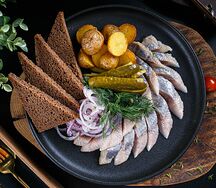 Сельдь с картофелем