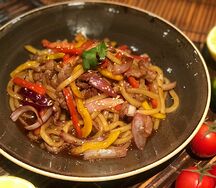 Лапша Удон с говядиной и соусом Терияки