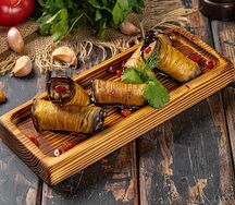 Баклажан с орехами
