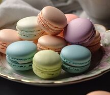 Набор пирожных Macarons