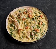 Ризони с креветками и раковыми шейками
