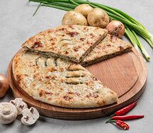Пирог с картофелем и жареными грибами