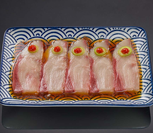 Сашими Лакедра с соусом Юзу