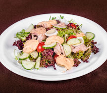 Итальянский салат с тунцом