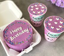 Бенто-торт и торты в стакане С днем рождения фиолетовые