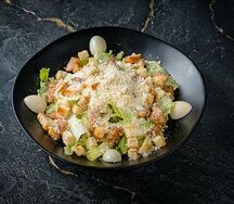 Цезарь с курицей