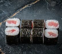 Ролл с тунцом