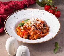 Фетучини с говяжьими щечками