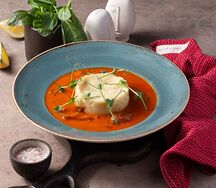 Томленые говяжьи щечки на картофельном креме