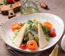 Цезарь с семгой