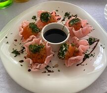 Рулетики из семги