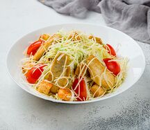 Салат Цезарь с куриным филе