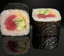 Острый ролл с тунцом