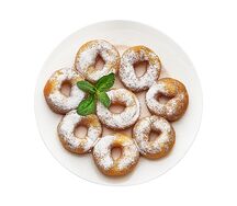 Стандартная порция пончиков с сахарной пудрой