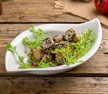 Рулетики из баклажанов