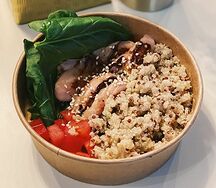 Поке с курицей и суши рисом, большая порция