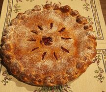 Пирог сладкий с вишней