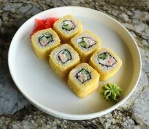 Хрустящий ролл с креветкой