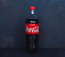 Газированный напиток Coca-cola