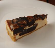 Чизкейк Брауни и карамель