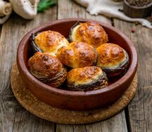 Грибные шапочки, фаршированные сыром