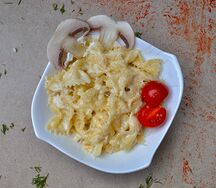 Фарфалле с курицей и грибами в сливочном соусе