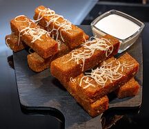 Гренки чесночные