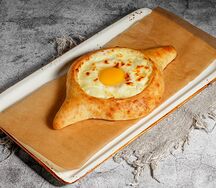 Хачапури по-аджарски