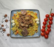 Плов с перепелиным яйцом